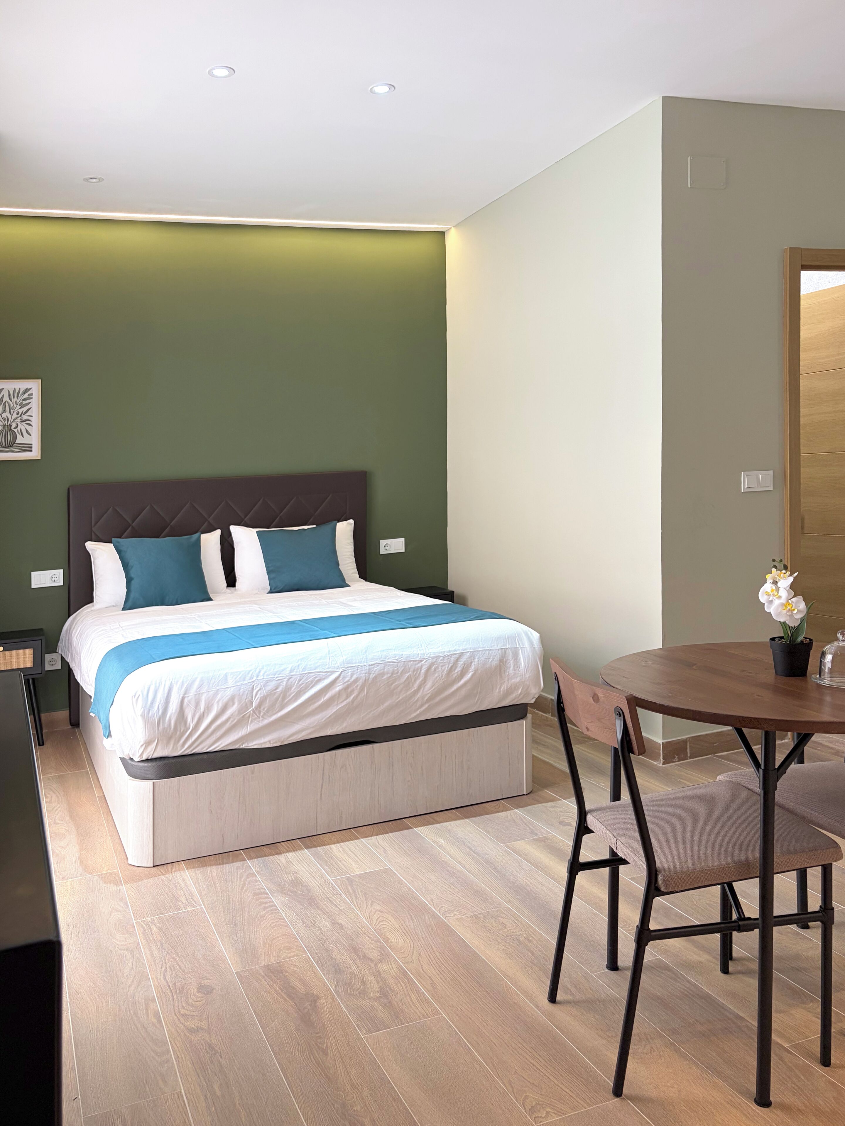 Habitación doble Confort | Ropa de cama de alta calidad y edredón 
