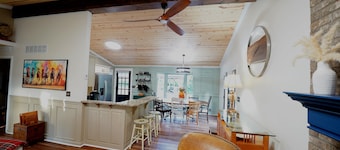 Bourbon Trail Lodge, Kentucky Derby, close to Louisville, Bardstown!