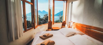 Lush Atitlán