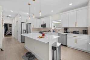 Private kitchen - 2BR/2BA • 1 Mile to Downtown St. Augustine (St. Augustine)