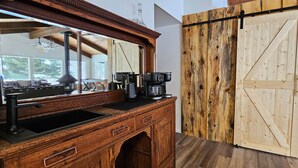 Interior - BroadAxe Lodge and 3 Cabins (Ravalli County)