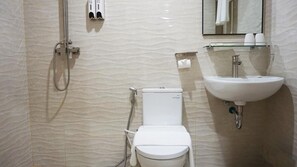 Bathroom - Sovrano Hotel Batam (Batam)