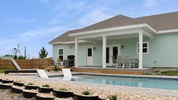 Maison, plusieurs lits (Pelican Point) | Piscine