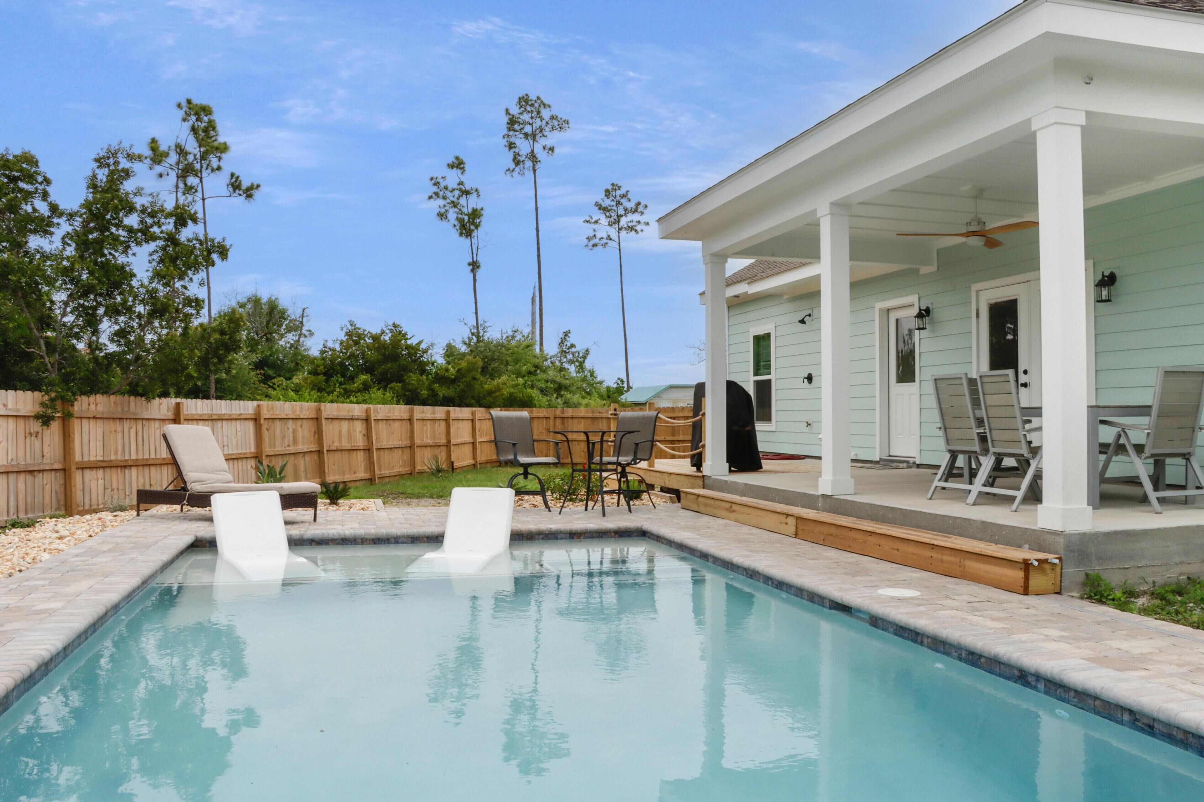 House, Multiple Beds (Pelican Point) | Pool