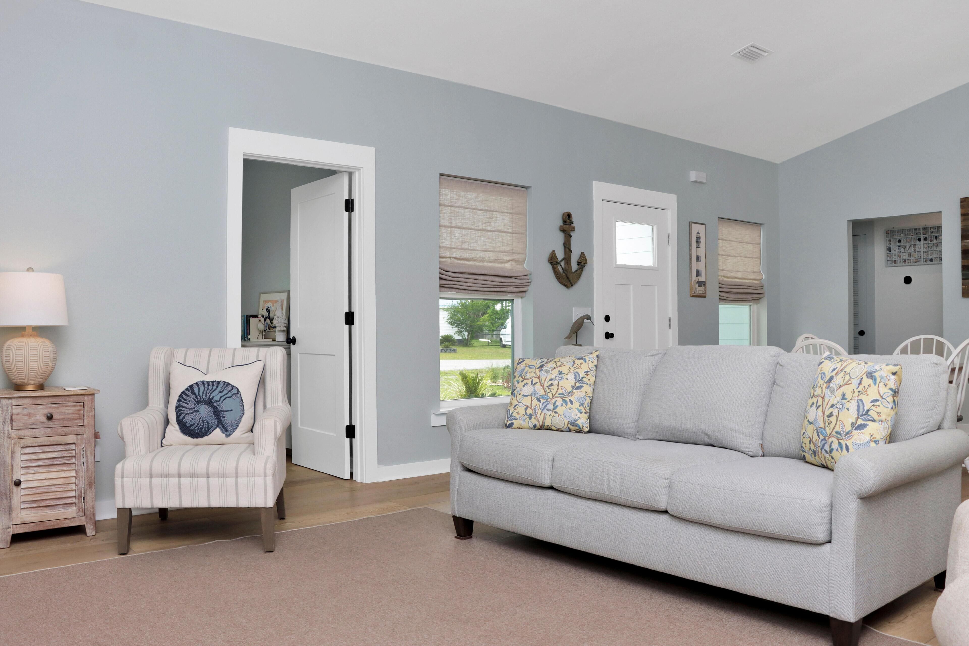 House, Multiple Beds (Pelican Point) | Living area
