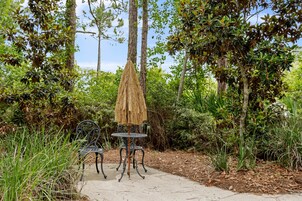 House, Multiple Beds (Barefoot Cottage B28) | Property grounds