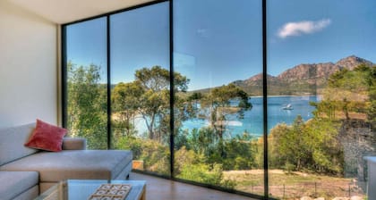 Furneaux - Complete Waterfront