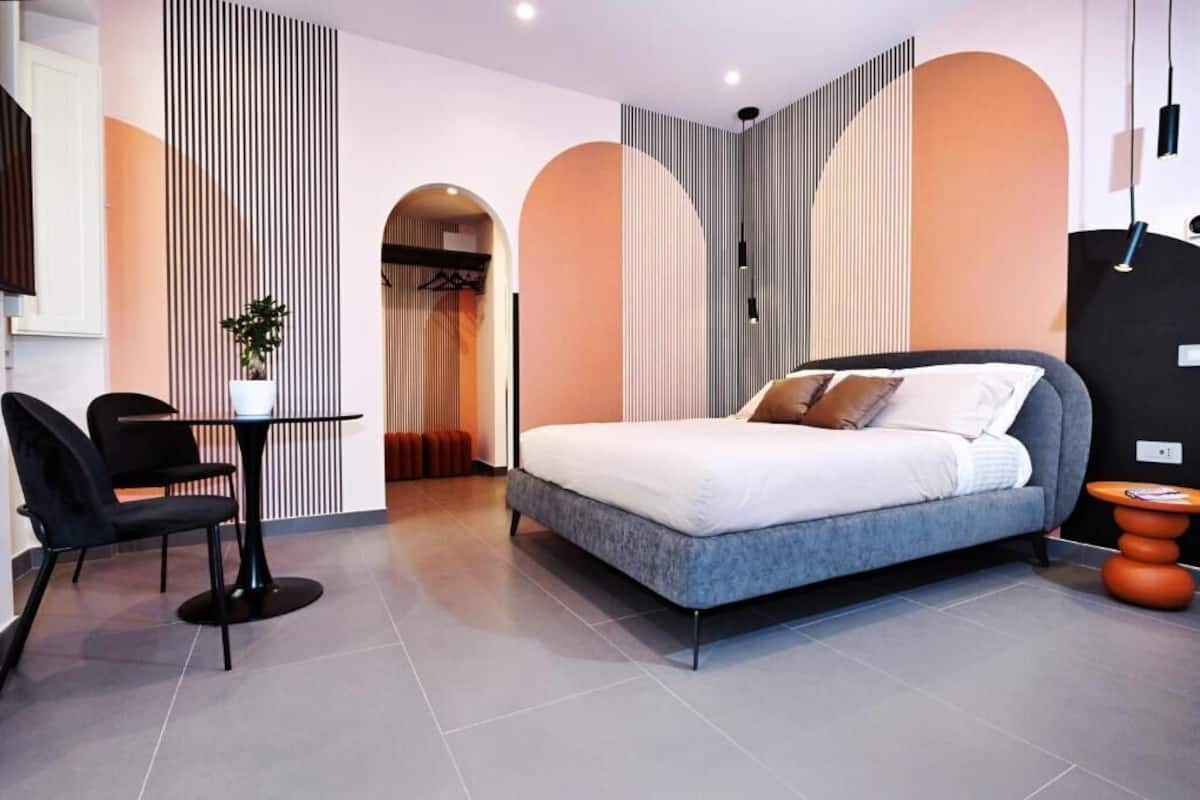 Habitación doble Confort | Caja de seguridad en la habitación y escritorio 