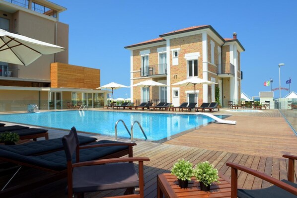 Pool - Hotel Capanni (Bellaria-Igea Marina)