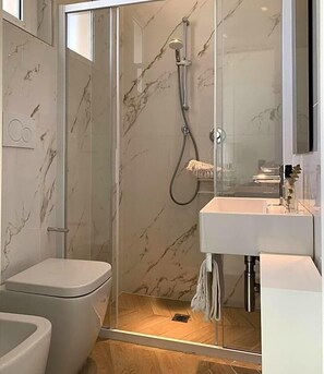 Bathroom - Hotel Capanni (Bellaria-Igea Marina)