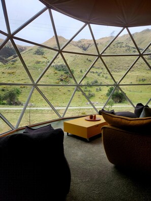 Interior - Geodome Retreat - Fireplace, Hot Tub & Mountain Views + Sauna by the river (Danseys Pass)