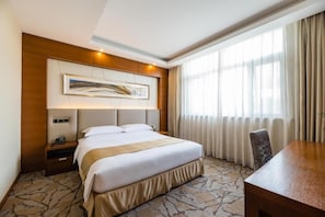Habitación Confort doble | Cortinas opacas, tabla de planchar con plancha, wifi gratis