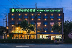 Ngoại thất