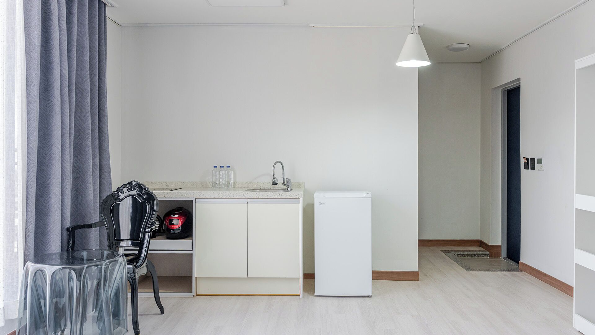 Basic Room, 1 Bedroom (Premium Double Twin 805) | 1 bedroom, free WiFi