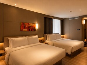 Executive Suite | Iron/ironing board, WiFi (free) - Portrait Hotel (Petaling Jaya)
