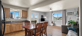 Charming 2-bedroom house atop Main Street
