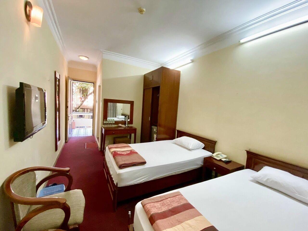 Standard Double or Twin Room, Garden View | Free WiFi, bed sheets