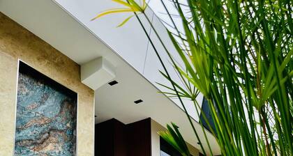 Lumina Hotel Elegancia y confort