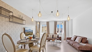 Căn hộ Tiêu chuẩn, 3 phòng ngủ, ban công (Bono Deluxe: 3BR Home in Desenzano) | Khu ăn uống
