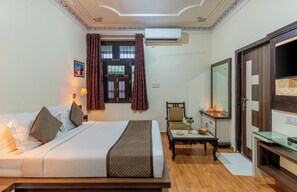 Deluxe Double Room | Free WiFi - Bijainagar Fort (Bijainagar)