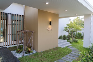 Terrace/patio - Radarin Villa (Hat Yai)