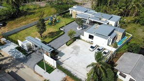 Bahagian luar