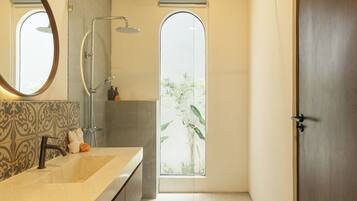Villa, 3 habitaciones, alberca privada, vista a la playa | Baño | Toallas