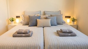3 chambres, fer et planche à repasser, lit parapluie, Wi-Fi gratuit