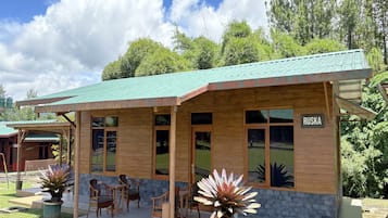 Vila, 2 quartos | Wi-Fi de cortesia, roupa de cama