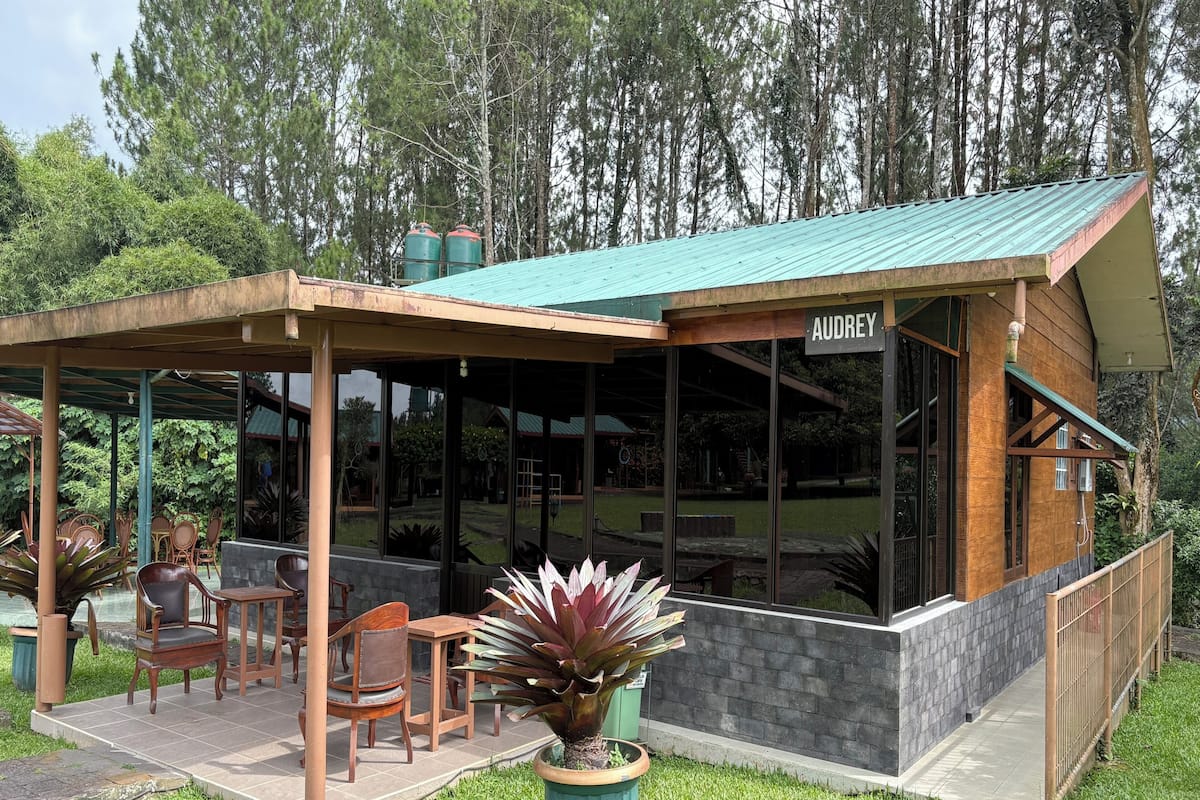 Biệt thự, 2 phòng ngủ | Quang cảnh vườn