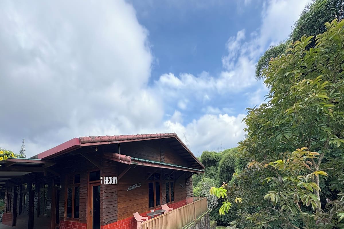 Biệt thự, 4 phòng ngủ | Quang cảnh ban công