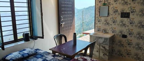 Basic House, Balcony, Mountain View