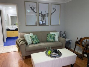 Room, 2 Bedrooms, Accessible | Living room - Room-relax & Unwind on the Gold Coast (Gold Coast)