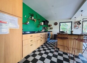 Private kitchen - Air-Conditioned Family Villa in a Quiet Location • Near the ocean (Tarnos)