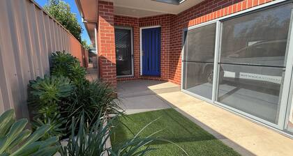 Central Wagga Villa - All of the Comforts