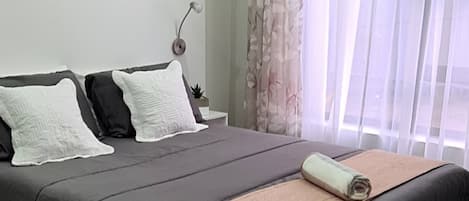 熨斗/熨衫板、上網、床單、方便輪椅出入