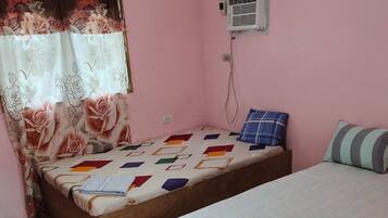 Family Room | Free WiFi, bed sheets