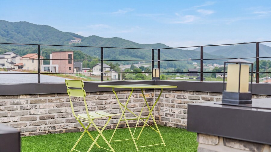 Chuncheon Stay Moon