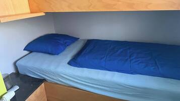 1 habitación, tabla de planchar con plancha y acceso a internet