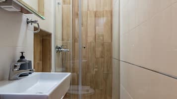 Departamento básico | Baño
