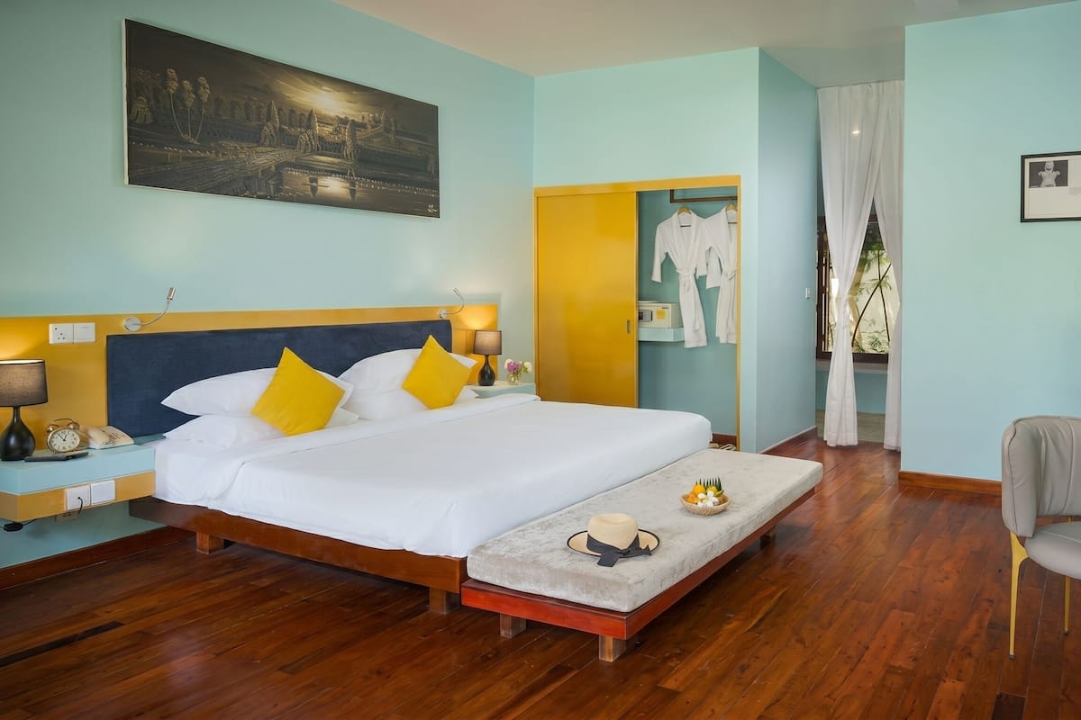 Junior Suite, Pool View | Free WiFi