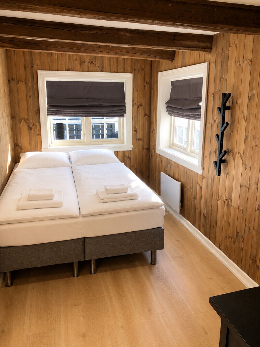 Bedroom with double bed