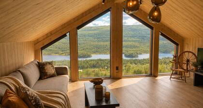 Large Modern Cabin - Beautiful Surroundings - 10 Minutes from Geilo