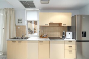 Private kitchen - Glifada Seaside by Urban Luxy (Glifada)