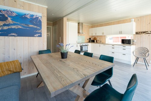 Lofoten Waterfront luxury lodge