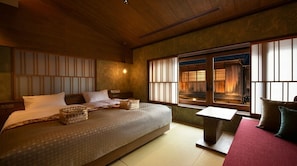 Standard Twin Room | In-room safe, free WiFi