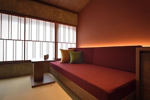 Deluxe Twin Room | Interior - Hyakurakusou Annex  Higashi Chyaya (Kanazawa)