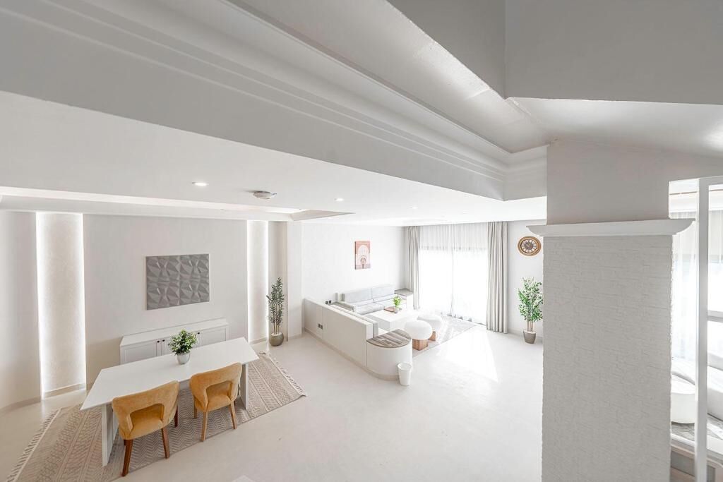 Biệt thự Cao cấp, 4 phòng ngủ, cạnh hồ bơi | Nội thất