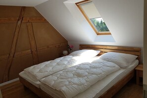 2 Schlafzimmer, Bügeleisen/Bügelbrett, Reisekinderbett, kostenloses WLAN