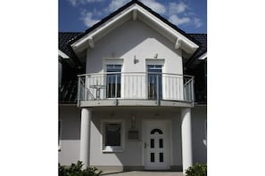Exterior detail - "Rosenweg" ground floor right (Ostseebad Boltenhagen)